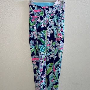 Lilly Pulitzer UPF 50+ Weekender Midi Leggings